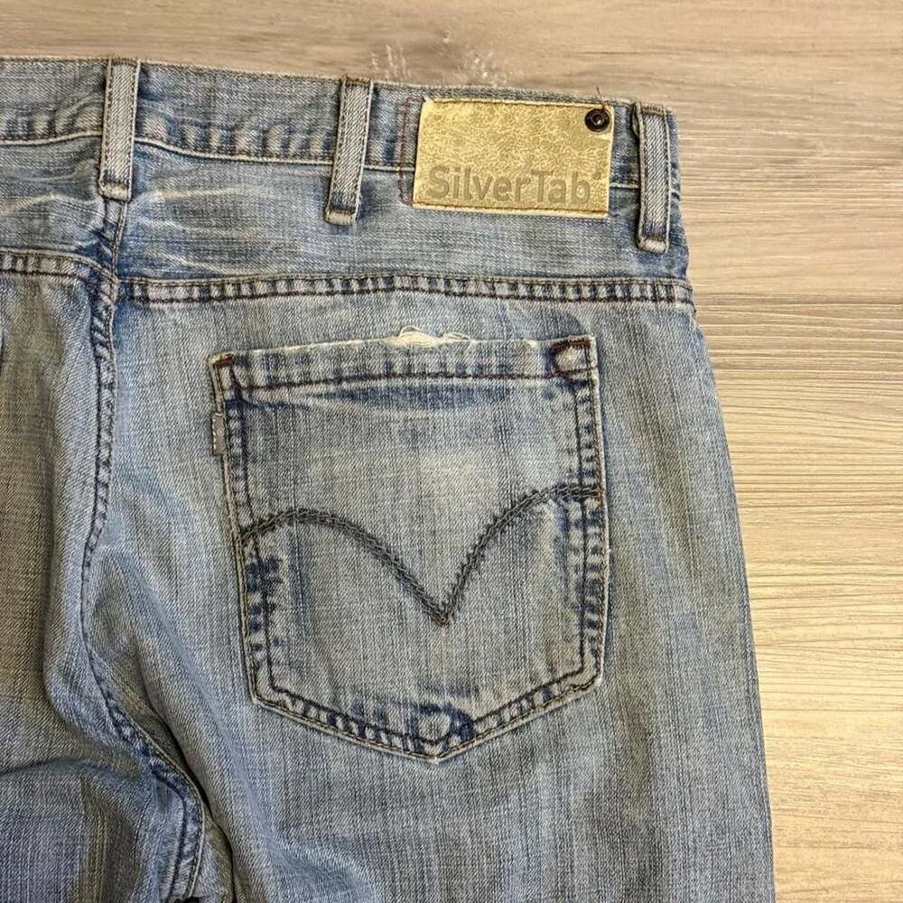 Vintage Levi's SilverTab Baggy Loose Fit Denim Jeans 38x34 - Picture 3 of 6